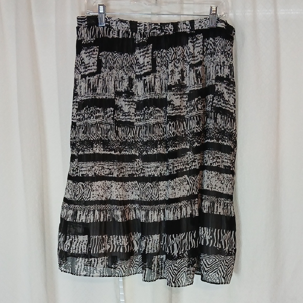 TanJay Monochrome A-Line Crinkle Elastic Waist Skirt